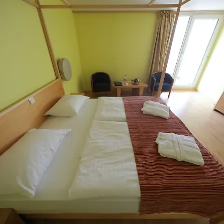 Falkensteiner Club Funimation Borik