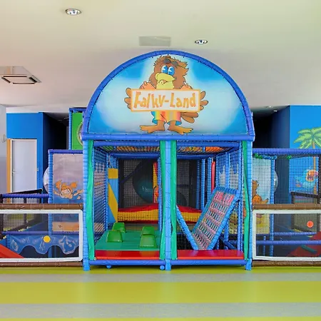 Falkensteiner Club Funimation Borik