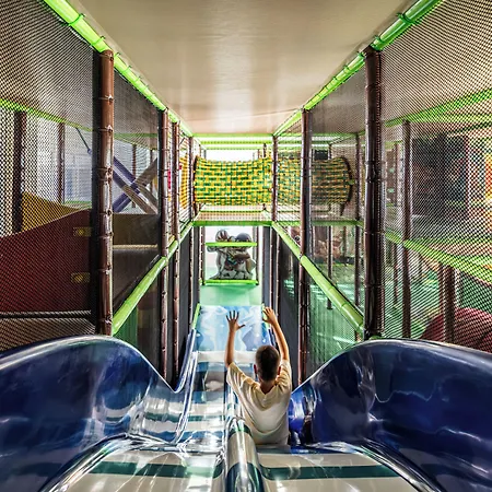 Falkensteiner Club Funimation Borik מלון 4*